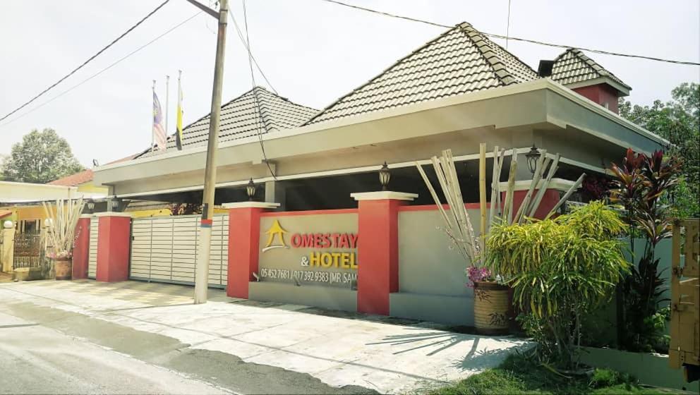 Weng Kong Homestay Слим Ривер Экстерьер фото