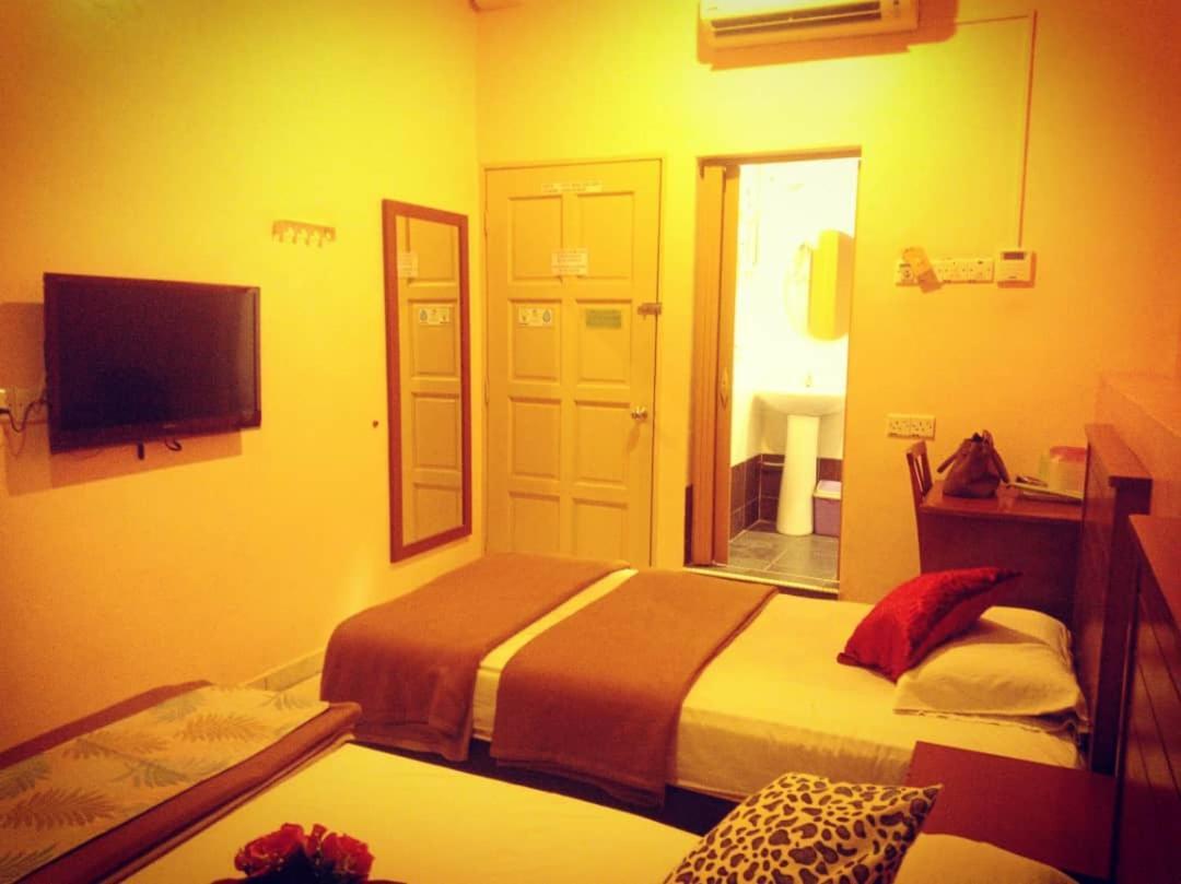 Weng Kong Homestay Слим Ривер Экстерьер фото